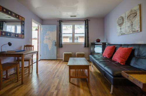 Music City Hostel