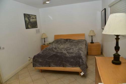 3505 Finley A (68122)