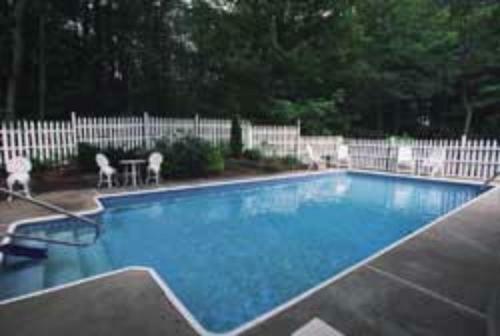 Red Elephant Inn Bed And Breakfast