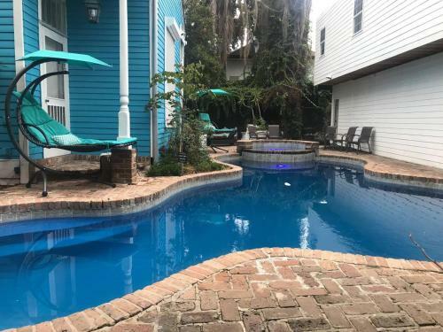 Apartamentos Five Br - Sleeps 10! Steps From French Quarter