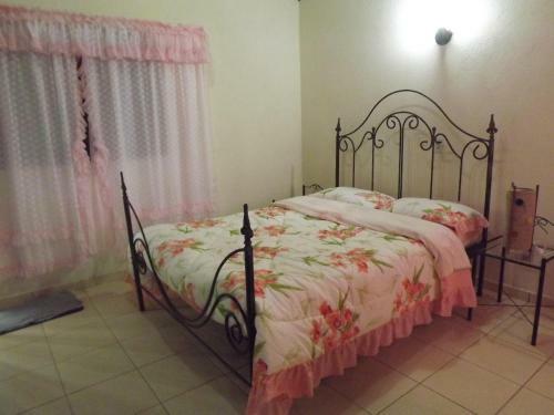 Hostal Ana Julia Chales