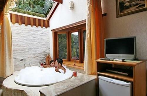 Hostal Pousada Alto De Monte Verde