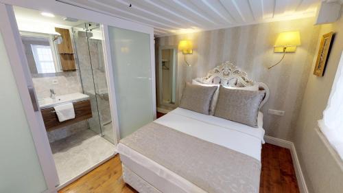 Hotel 1207