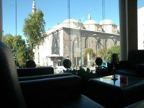 Hotel Arti�