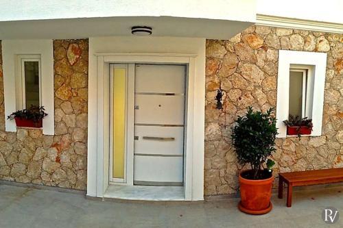 Kalkan Villa Sleeps 8 Pool Air Con Wifi