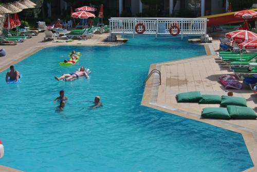 Hotel Club Ekinci Palace