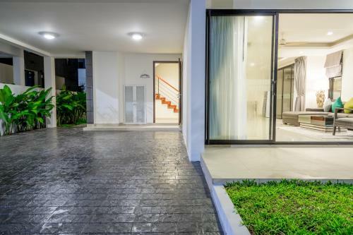Laguna Park Villa