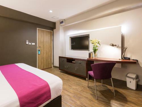 Ratchada Point Hotel