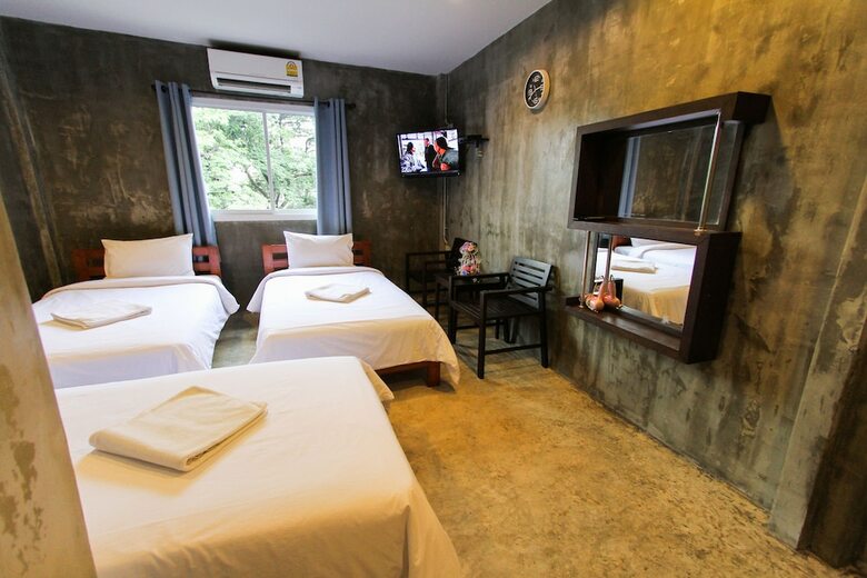 Hotel At Smile House