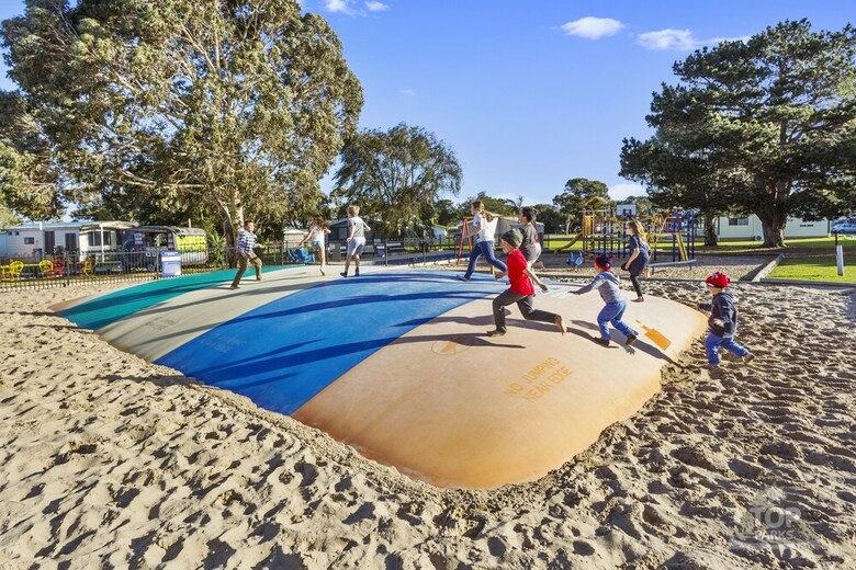 Victor Harbor Holiday & Cabin Park