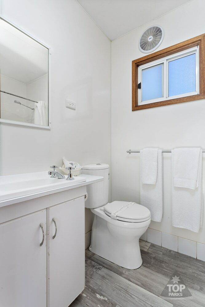 Victor Harbor Holiday & Cabin Park