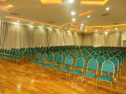El Shadai Park Hotel