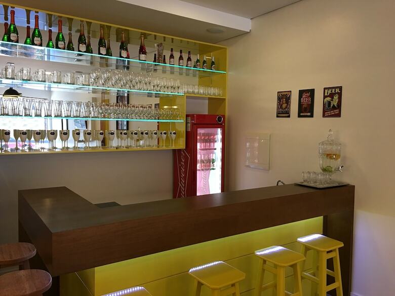 Eleganz Hostel & Suites