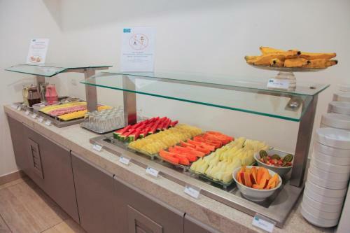 Slim Tropicalis Hotel