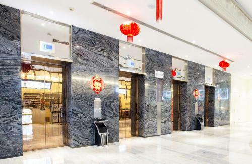 Hotel Ramada Encore Wuhan
