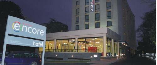 Hotel Ramada Encore Wuhan