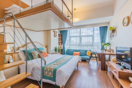 Westlake Service Apartment