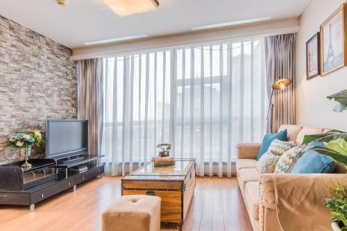 Westlake Service Apartment
