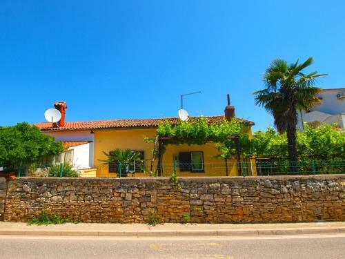 House 1037