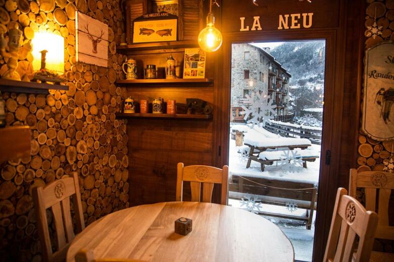 Apartaments La Neu