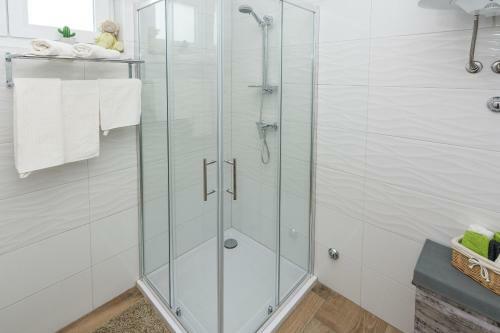 Hostal Apartments Marta