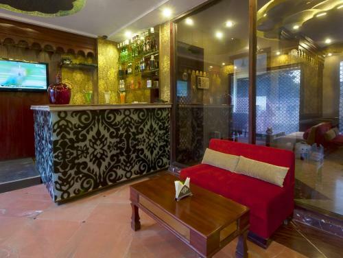 Hotel Siris 18