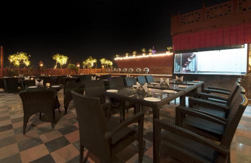 Hotel Siris 18