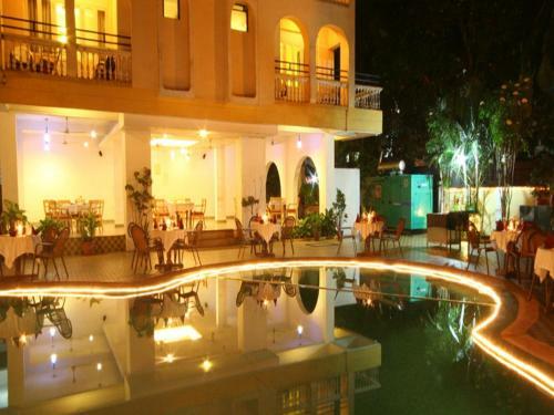 Hotel Lambana Resort