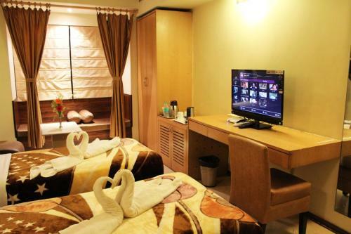 Hotel Mayur Residency
