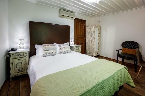 Hostal Kapodistrias Hotel