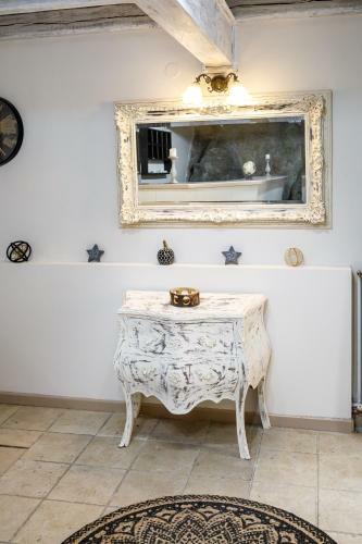 Hostal Kapodistrias Hotel
