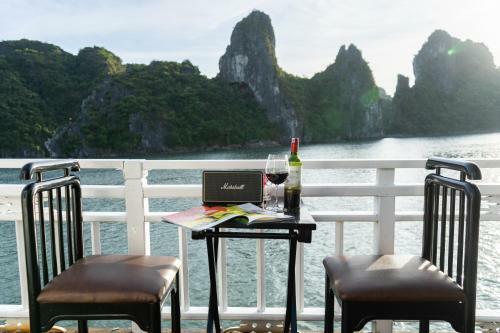Swan Boutique Cruises