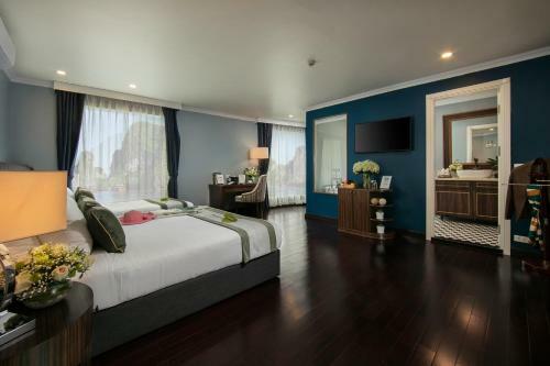 Era Cruises Halong