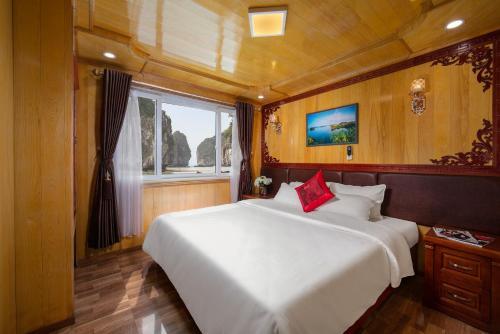 Azela Cruise