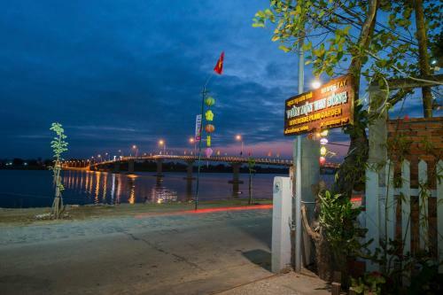 Riverside Plum Garden Homestay