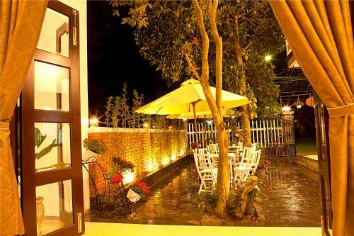 Blue Lake Homestay