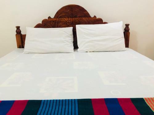 Hostal Emarald Holiday Homes