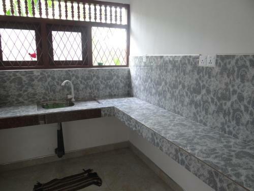 Kumudu Holiday Home