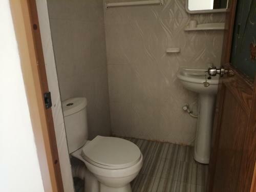 Hostal Wind Breeze Inn