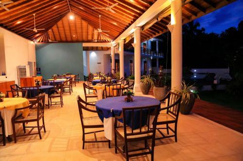 Hotel Waterside Bentota