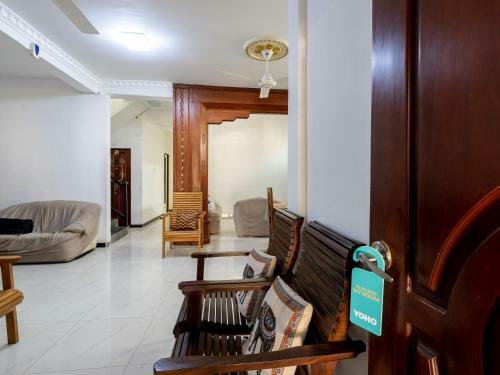 Albergue Yoho Mount Peace Hotel