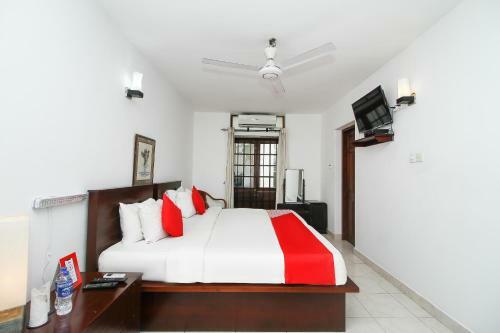 Hotel Oyo 103 Lavinia Villa