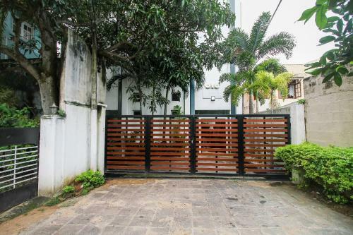Hotel Oyo 103 Lavinia Villa