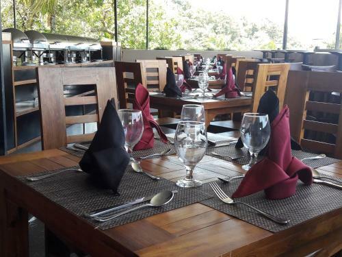 Hotel Ballena Regency