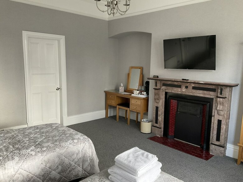 Hostal Glenora Guest House