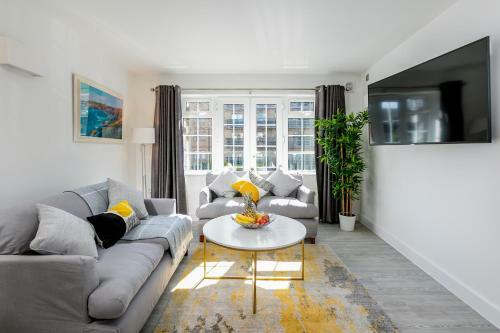 The Faculty By Celador Apartments