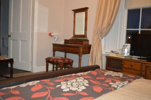 Cairnbaan Hotel