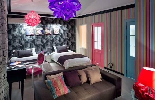 De Gaulle Boutique Hotel