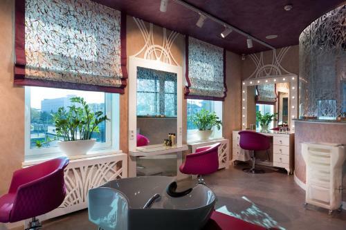 Iris Art Hotel