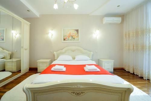 Apartamento Five Stars Luxury On Revolution Square